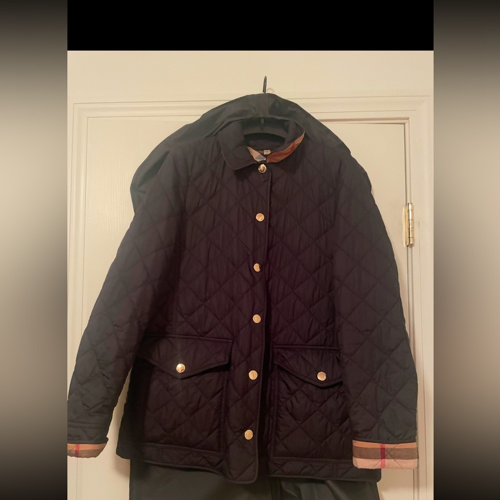 Black Burberry quilted coat - Picture 2 of 7
